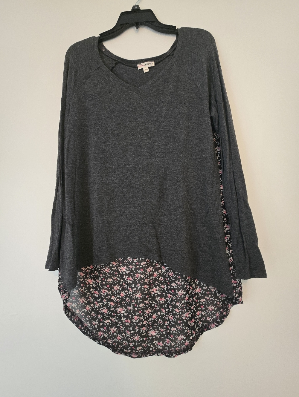 Women's Black Long Sleeve Top